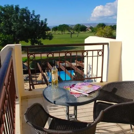 “the Ultimate Guide To Renting This Luxury Villa″ - Cardia 别墅